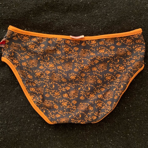Grey and orange bathing suit bottom - Picture 3 of 3
